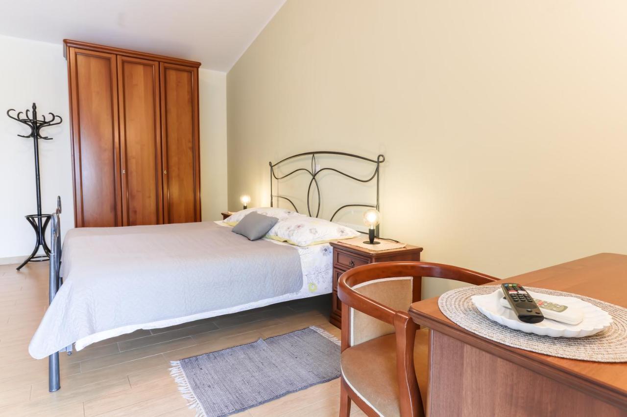 Bed & Breakfast Kastel Žbandaj Zewnętrze zdjęcie
