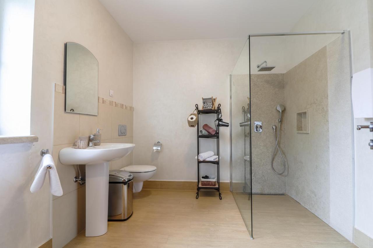Bed & Breakfast Kastel Žbandaj Zewnętrze zdjęcie