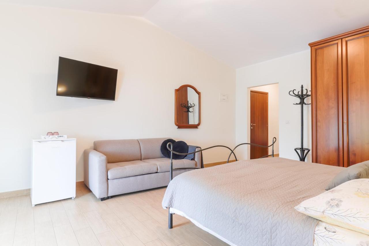 Bed & Breakfast Kastel Žbandaj Zewnętrze zdjęcie
